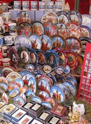 Souvenir plates at Red Square